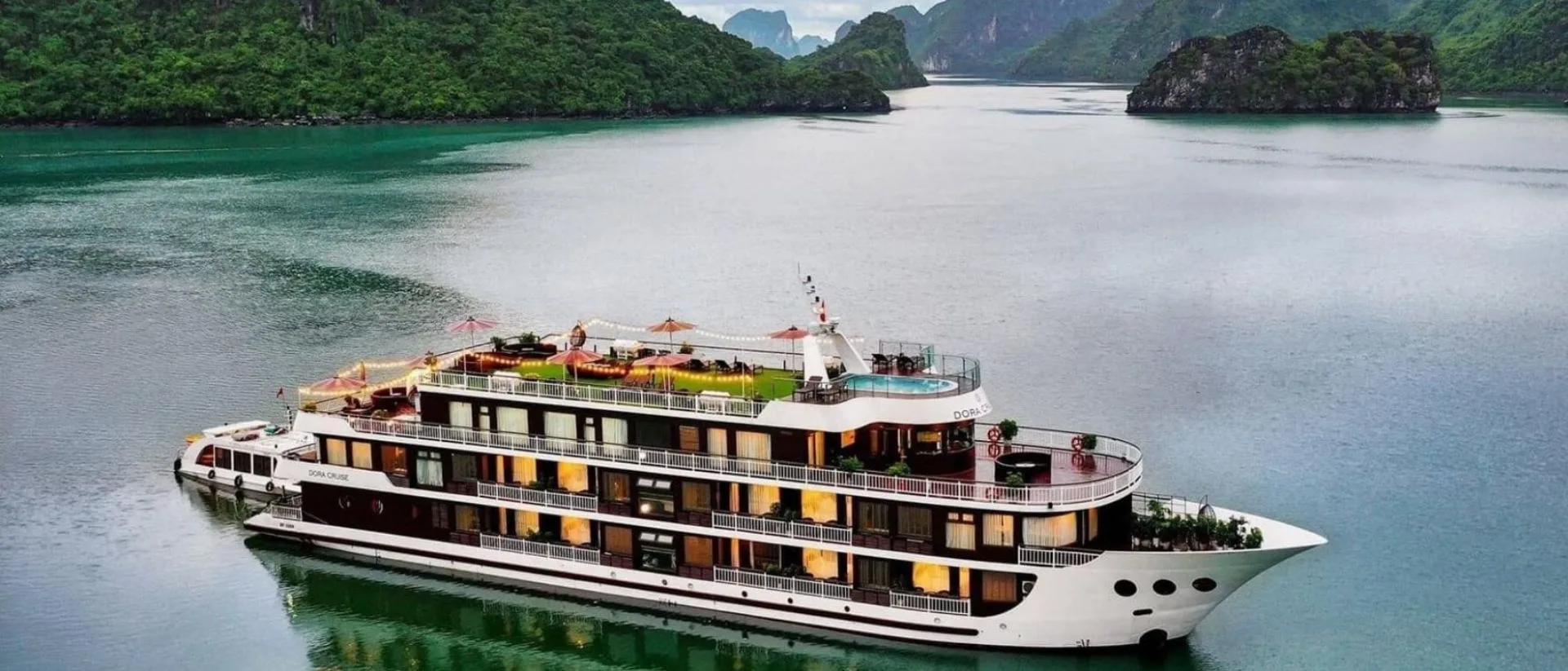 Viet Nam Travel & Food Explorer